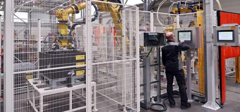 Umfrage: Stimmung in MV-Wirtschaft hellt sich leicht auf