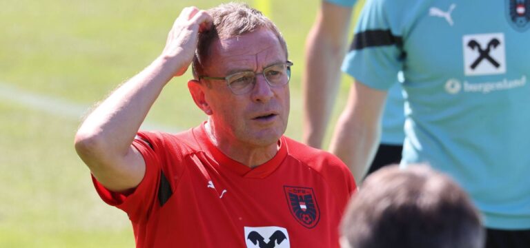 Gerüchte über massive Ablöse: Rangnick-Boss äußert sich zum Poker mit FC Bayern