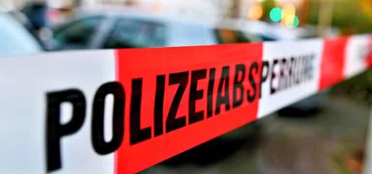 Neuburg: Vollsperrung der B105 nach Unfall ist aufgehoben