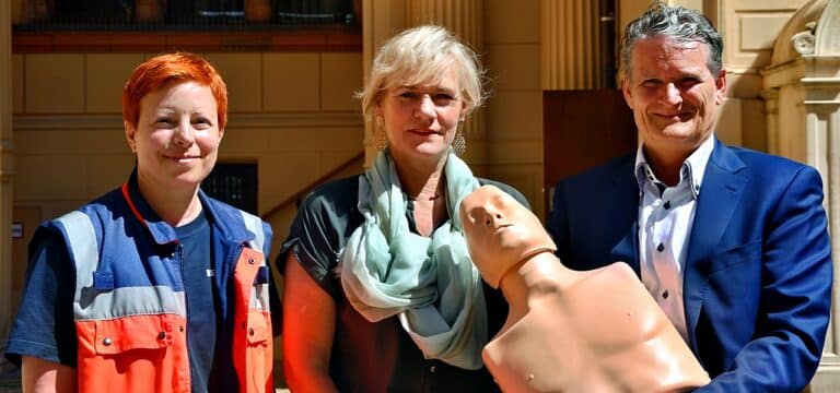 Erste-Hilfe-Ausbildung an Schulen soll mehr Raum einnehmen