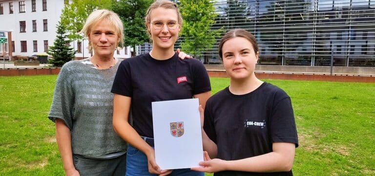 Wismar: Bildungsministerin übergibt Zuwendung an das „Campus Open Air“