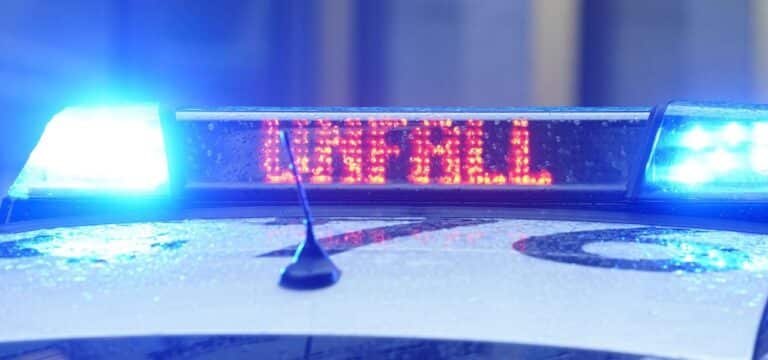 Sperrung auf A14 nach Unfall bei Regen