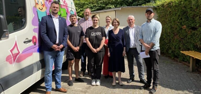 Gesundheitsmobil für Pogradec: Ehemaliges Beratungsmobil des Landkreises für albanische Partnerstadt