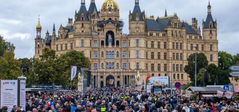 Bürgerfest zum Tag der Einheit bleibt Besuchermagnet