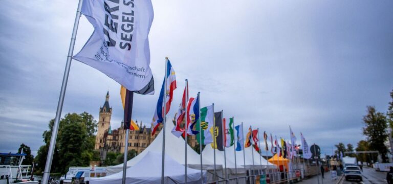 Feierlichkeiten zum Tag der Einheit in Schwerin gestartet