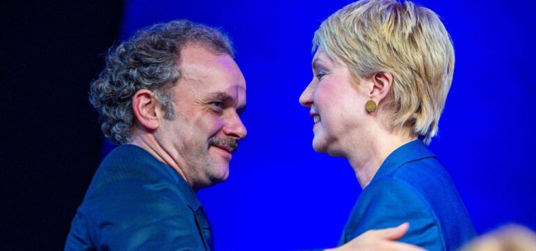 Schwesig zollt Neubrandenburgs Oberbürgermeister Respekt