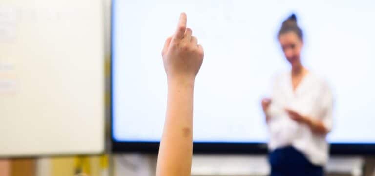 FDP: Höchste Priorität für Bildungsausgaben