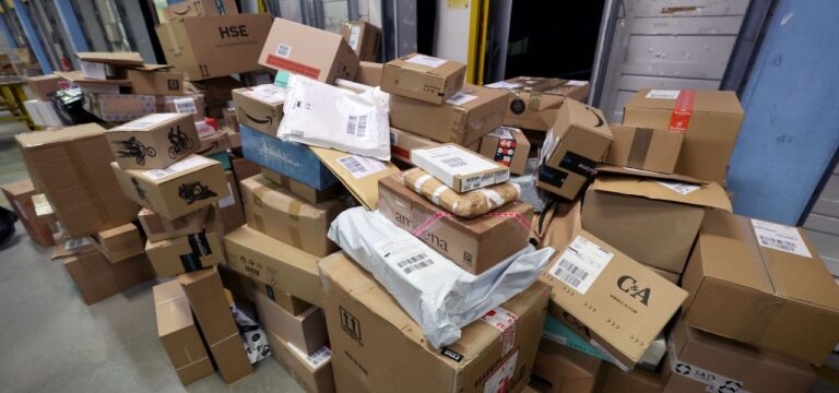 Ermittlung gegen Paketboten – Verdacht auf Unterschlagung