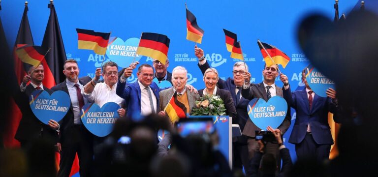 AfD fordert lieber keinen „Dexit“, aber Rückkehr zur Wehrpflicht
