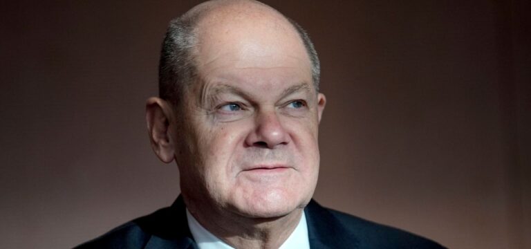 Für „stabile Beziehungen“: Scholz geht auf Trump zu und will „selbstbewusst agieren“