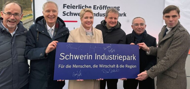 Regionalzüge halten nun auch am Industriepark Schwerin