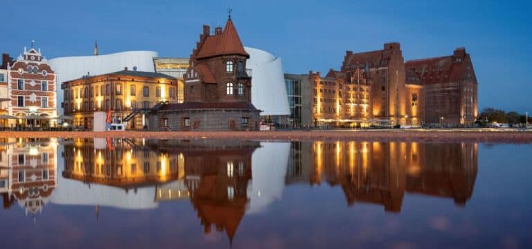 Schwesigs Neujahrsempfang im Ozeaneum – Ehrung für Lohmeyers
