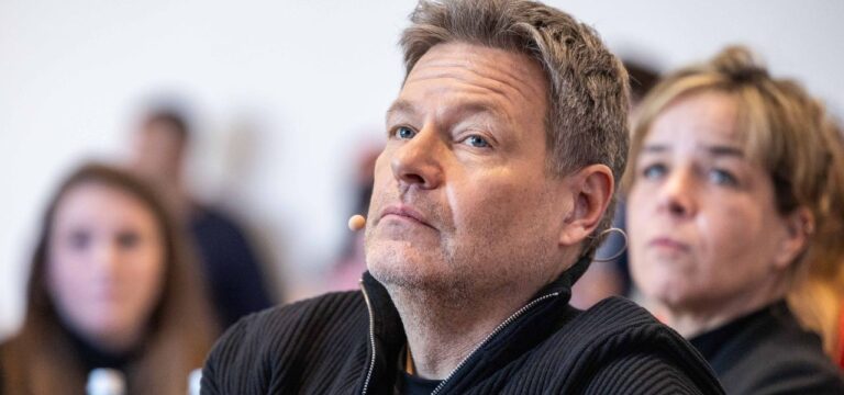 Habecks „Sicherheitsoffensive“ sorgt für Ärger bei den Grünen