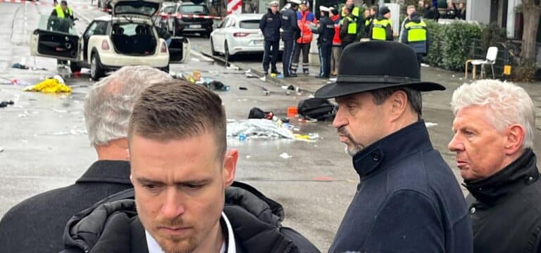Auto fährt in Menschenmenge: Söder geht von Anschlag aus – Täter ist 24-jähriger Afghane