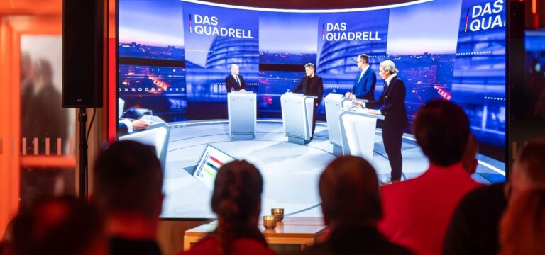 Merz spielt Quadrell wie Bayern: Alle gegen eine, aber einer macht den Deckel drauf