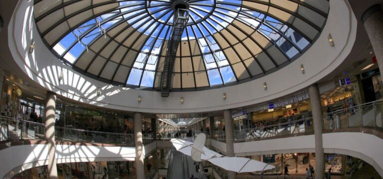 Mann an Schweriner Einkaufszentrum erstochen
