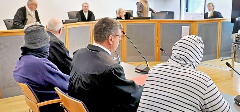 Prozessauftakt: Eltern sollen zweimonatige Tochter missbraucht haben