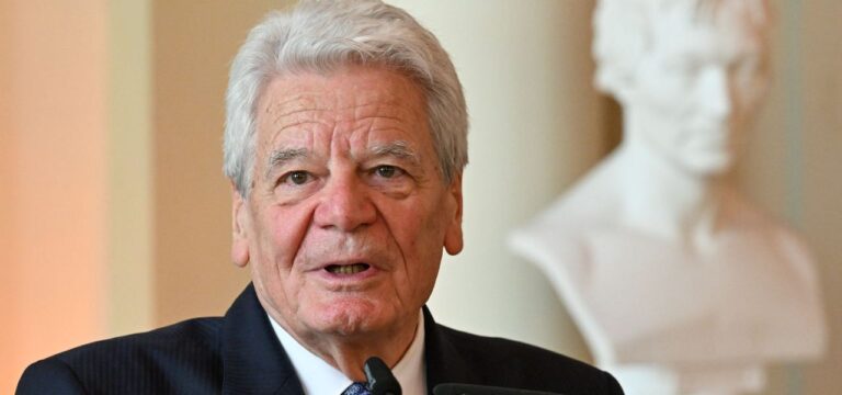 „Leben der Demokratie gewidmet“: Ex-Bundespräsident Gauck erhält Freiheitspreis der Medien