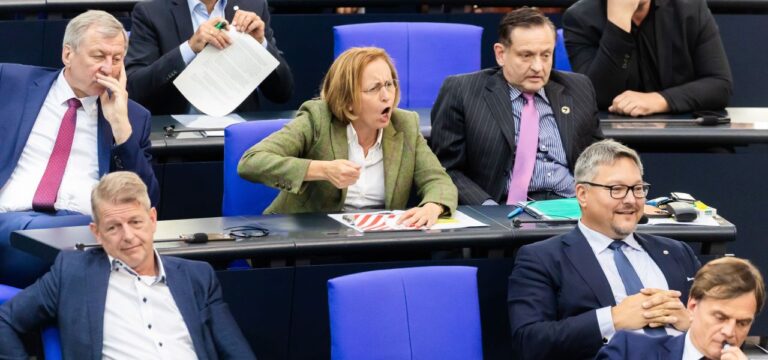 Doppeltes Ordnungsgeld geplant: Union will Pöbler im Bundestag stärker zur Kasse bitten
