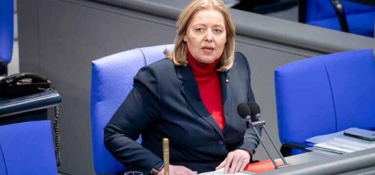 Regierung „voll handlungsfähig“: Bas erwartet Klage gegen Sondersitzungen des Bundestags