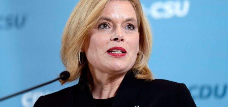 Vorstellungsrunde vor der Wahl: Grüne stellen Klöckner ein Ultimatum