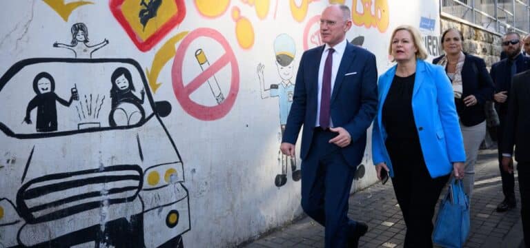 Hinweise auf Anschlagsplan“Konkrete“ Terrorgefahr: Faeser bläst Damaskus-Reise ab