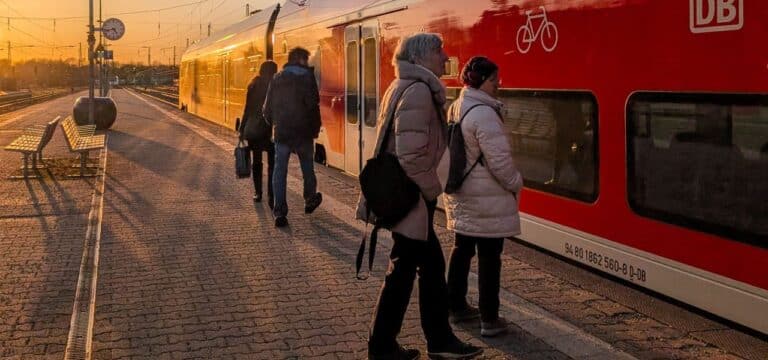 Mit Preiserhöhung ab 2027: SPD und Union einig über Weiterführung des D-Tickets