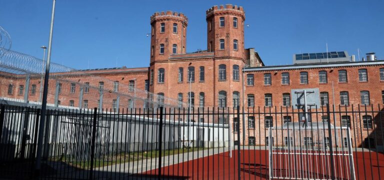 Hafthaus für Frauen mit Garten in Bützow