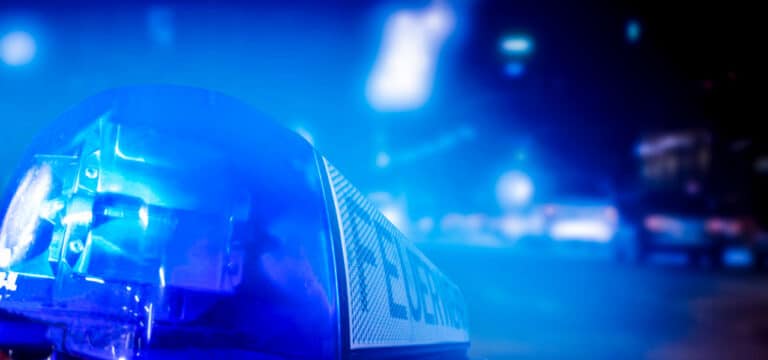 Wismar: Brand in Gartenlaube – Polizei ermittelt wegen fahrlässiger Brandstiftung