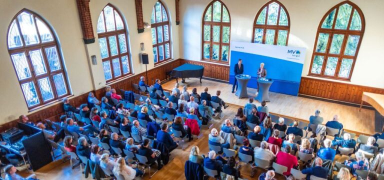 Landesregierung lädt zu weiterem Bürgerdialog