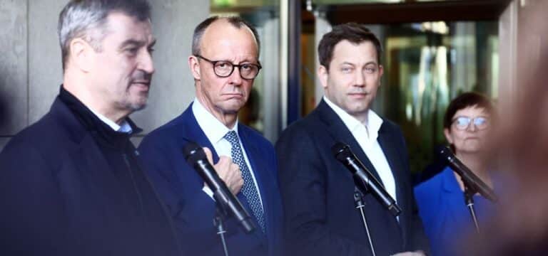 SPD sichert sich sieben Ministerien, CDU erhält Außenpolitik und Wirtschaft