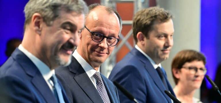 Zustimmung von Grünen-Wählern: Hälfte der Deutschen von Koalitionsvertrag enttäuscht