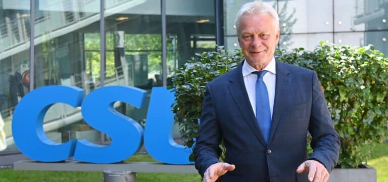 Abkehr von Özdemirs Kurs: Neuer Landwirtschaftsminister setzt auf sinkende Fleischpreise