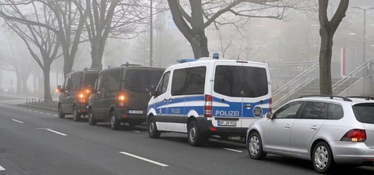 Riesige Sicherheitsvorkehrungen: Hansa Rostock schickt sogar Toiletten-Bewacher zu Rot-Weiss Essen