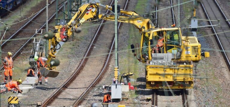Preise explodierten: Staatsmilliarden befeuerten Kosten beim Schienennetzbau
