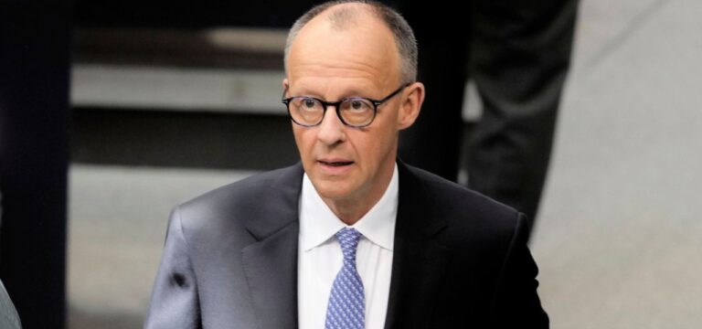 Kanzlerwahl geht in neue Runde: Zweiter Wahlgang für Merz noch heute