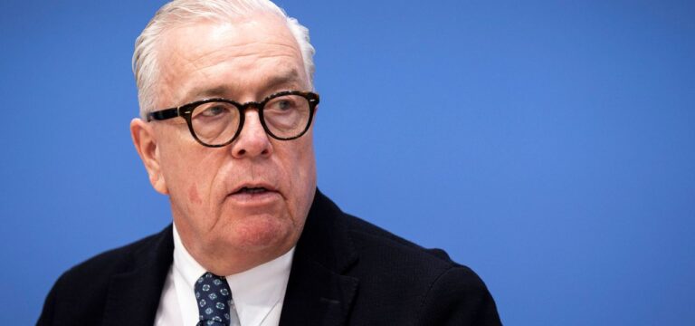 Ärztepräsident: Deutschland steuert auf Versorgungsnotstand zu