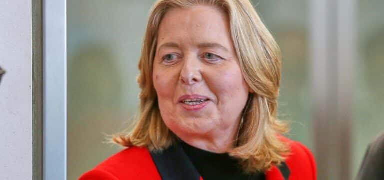 Bas will Beamte zur Kasse bitten: Union wettert gegen Rentenvorstoß von SPD-Ministerin