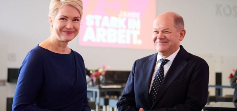 Schwesig würdigt Leistungen von Kanzler Scholz