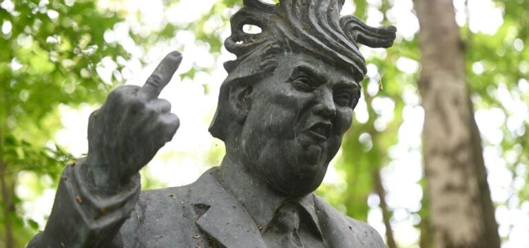 Spazieren mit Lenin und Trump – kurioser Wanderweg in MV