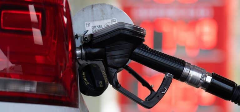 Extrem schnelle Preisänderungen an Tankstellen erregen Aufsehen