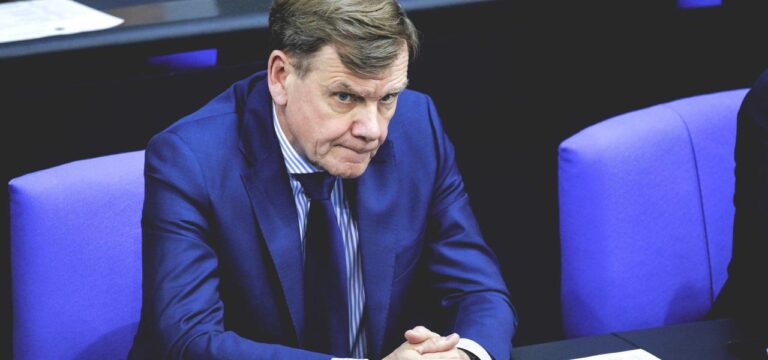 Wadephul sorgt für Knatsch in der Regierung – „glatter Irrsinn“