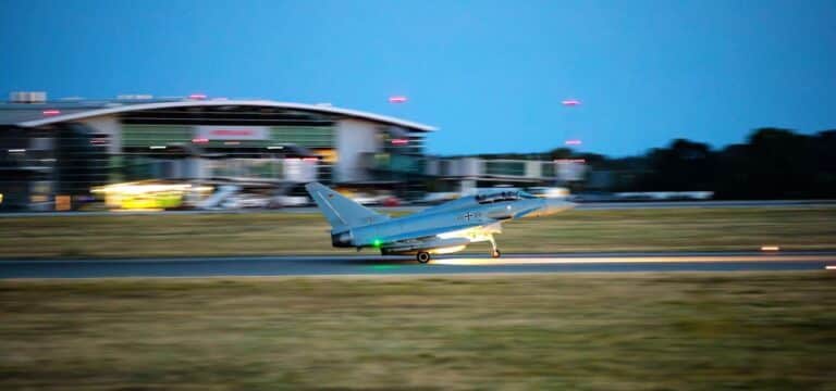 Kreml beobachtet Nato-Übung: Bundeswehr fängt russisches Späh-Flugzeug über Ostsee ab