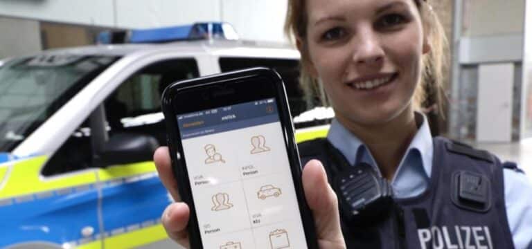 Minister: Hinweis an Beamte zu privaten Daten aus Vorsicht