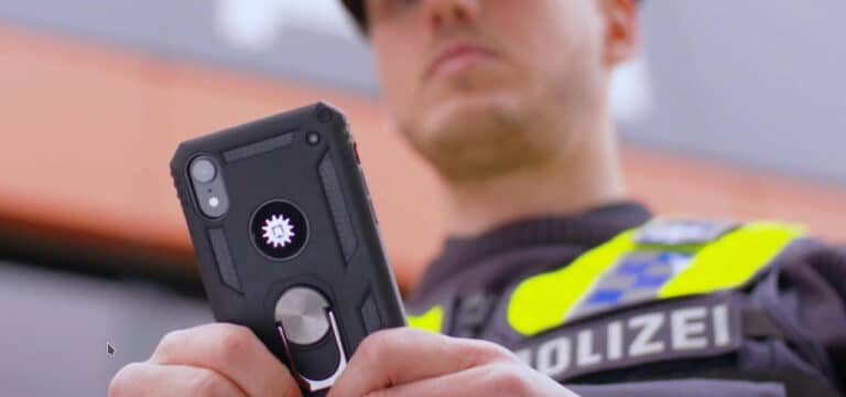 Hacker-Angriff auf Polizei-Handys sorgt weiter für Debatten
