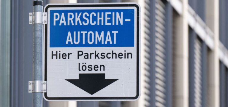 Rostocker Polizei warnt vor falschen Codes an Parkautomaten