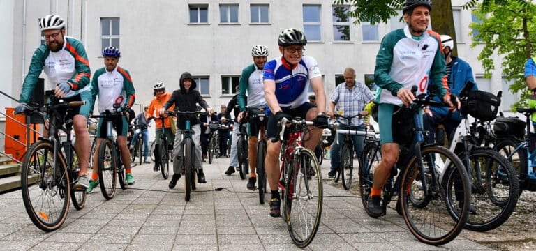 Radtour „Bike the line“ und Abschluss der KinderUni zu einem runden Jubiläum