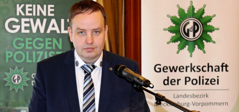 Polizeigewerkschaft verurteilt Attacke auf Polizisten