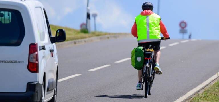 Zwei Gänge hoch – Grüne fordern mehr Tempo bei Radwege-Bau