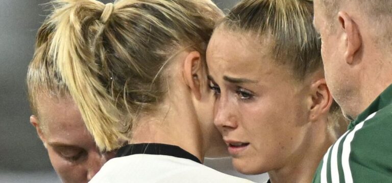 DFB-Frauen starten mit Sieg und großen Sorgen ins Turnier